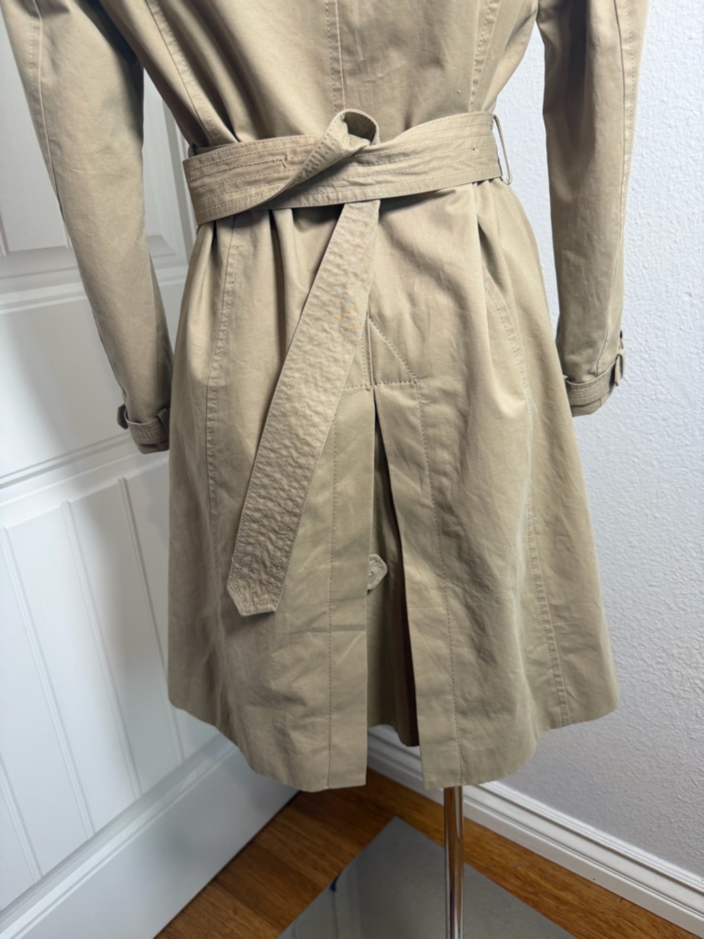 Zara Khaki Trench Coat with Belt - Picture 5 of 12